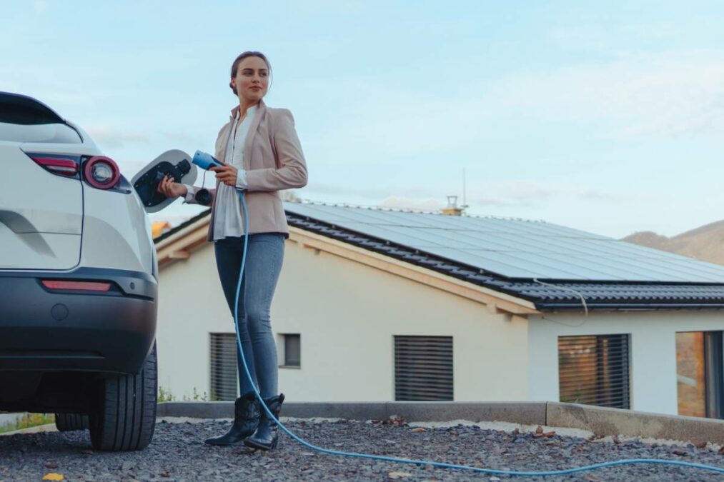 Est-ce que l'installation d'une borne de recharge nécessite des autorisations spéciales à Montpellier